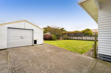 Photo of property in 12 Nikau Street, Inglewood, 4330
