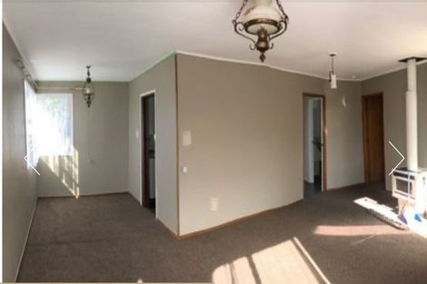 Photo of property in 11 Medina Place, Half Moon Bay, Auckland, 2012