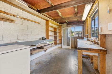 Photo of property in 3 Athol Place, Ravensbourne, Dunedin, 9022