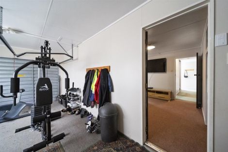 Photo of property in 8 Matai Place, Hawera, 4610