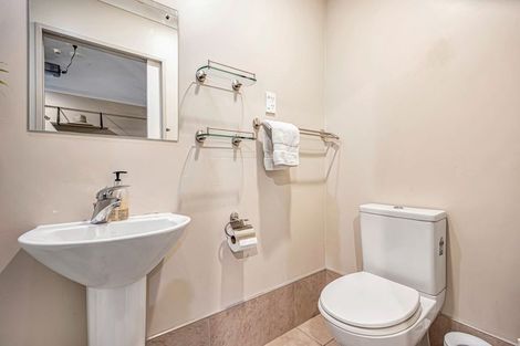 Photo of property in 8/46 Carlos Drive, Flat Bush, Auckland, 2016