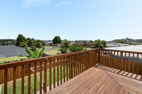 Photo of property in 61 Oteki Park Drive, Welcome Bay, Tauranga, 3112