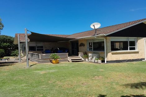 Photo of property in 2 Wahanui Walk, Ruakaka, 0116
