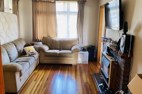 Photo of property in 5 Pitama Road, Awapuni, Palmerston North, 4412