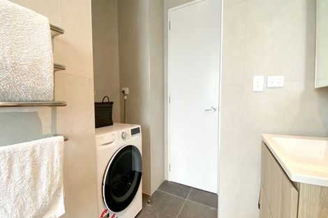 Photo of property in 1 Buscomb Avenue, Henderson, Auckland, 0610