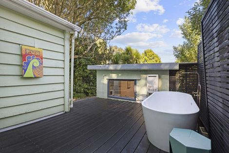 Photo of property in 34 Government Road, Raglan, 3225