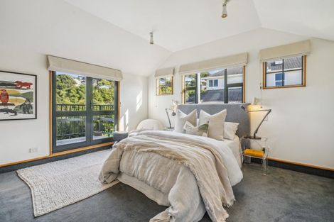 Photo of property in 12b Treasure Grove, Hataitai, Wellington, 6021