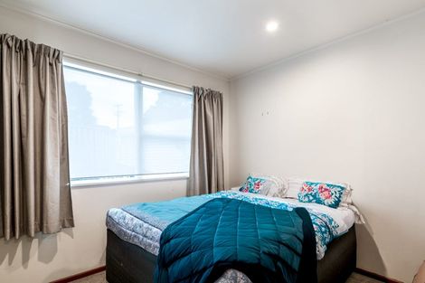 Photo of property in 190 Golf Road, Titirangi, Auckland, 0604