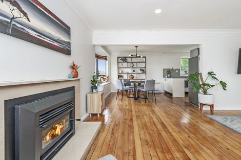 Photo of property in 27 Boston Avenue, Hornby, Christchurch, 8042