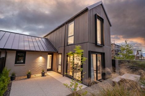 Photo of property in 1 Mulholland Drive, Jacks Point, 9371