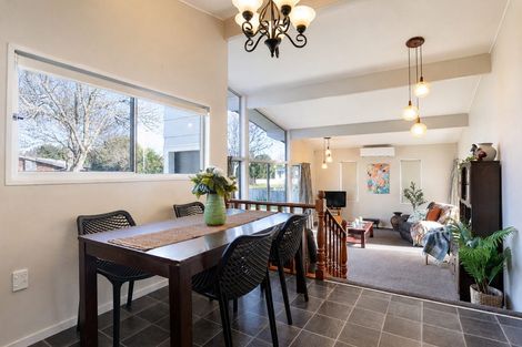 Photo of property in 76 Oakfield Crescent, Pukete, Hamilton, 3200