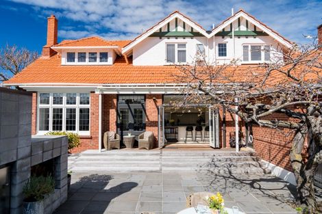 Photo of property in 15 Ings Avenue, Saint Clair, Dunedin, 9012