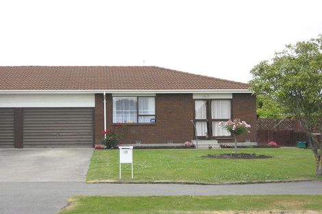 Photo of property in 18 Radiata Avenue, Parklands, Christchurch, 8083