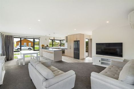 Photo of property in 14 Ridgeway Avenue, Rolleston, 7615