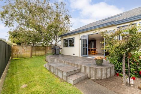Photo of property in 12 Arcadia Lane, Havelock North, 4130