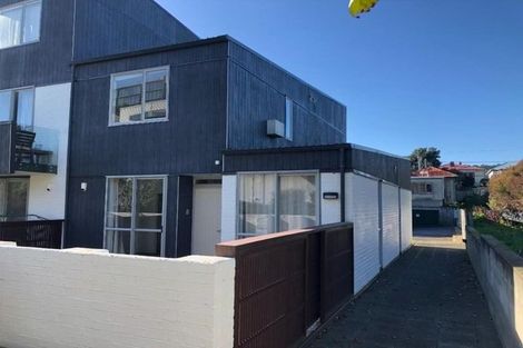 Photo of property in Altar Apartments, 31/120 Rintoul Street, Newtown, Wellington, 6021