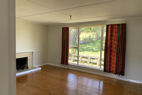 Photo of property in 11 Taupiri Crescent, Titahi Bay, Porirua, 5022