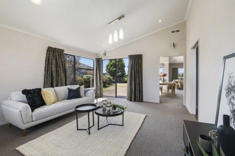 Photo of property in 47 Tennyson Avenue, Kelvin Grove, Palmerston North, 4414
