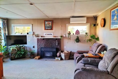 Photo of property in 1440 Martinborough Masterton Road, Gladstone, Masterton, 5884