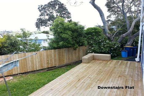 Photo of property in 2/223 Eskdale Road, Birkenhead, Auckland, 0626
