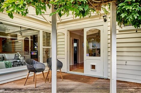 Photo of property in 281 Riverside Drive, Waterloo, Lower Hutt, 5011