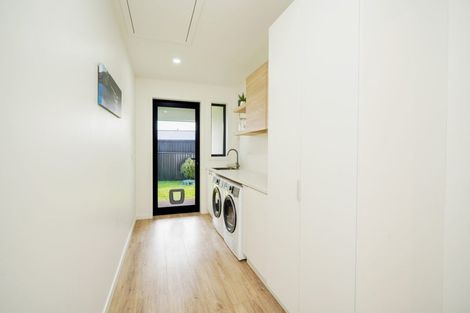 Photo of property in 6 Chatham Rise, Seaward Bush, Invercargill, 9812