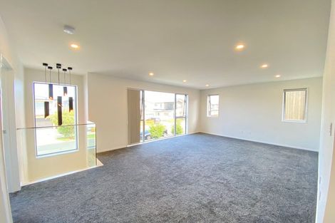 Photo of property in 20 Toanui Road, Hobsonville, Auckland, 0616