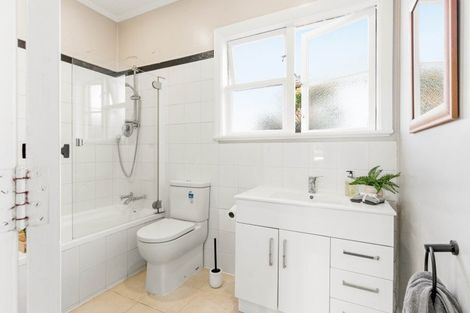 Photo of property in 34 Marewa Street, Kew, Dunedin, 9012