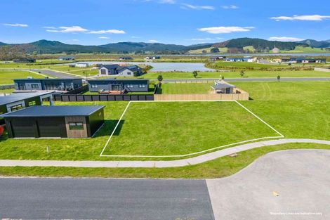 Photo of property in 7 Riria Way, Matarangi, 3592