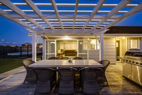 Photo of property in 35 Holyrood Street, Taradale, Napier, 4112