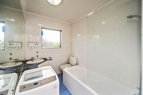 Photo of property in 3 Huka Road, Birkenhead, Auckland, 0626