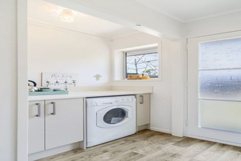 Photo of property in 1/40 Latham Avenue, Pakuranga, Auckland, 2010