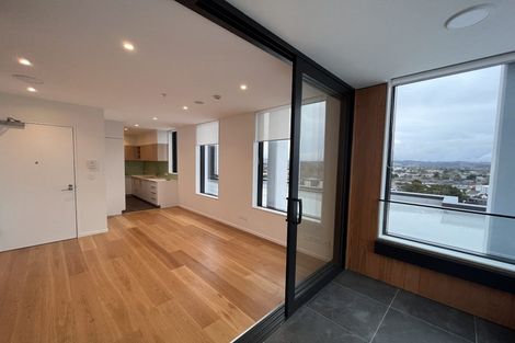 Photo of property in 1 Buscomb Avenue, Henderson, Auckland, 0610