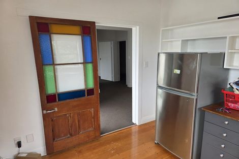 Photo of property in 14 Rolleston Street, Mount Cook, Wellington, 6021