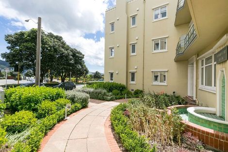 Photo of property in Fountain Court, 48u5 Oriental Parade, Oriental Bay, Wellington, 6011