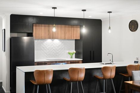 Photo of property in 15 Timatanga Road, Temple View, Hamilton, 3218