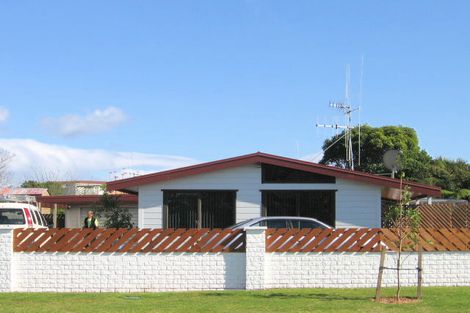 Photo of property in 49 Sunrise Avenue, Mount Maunganui, 3116