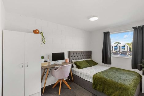 Photo of property in 4/14 Church Square, Addington, Christchurch, 8024
