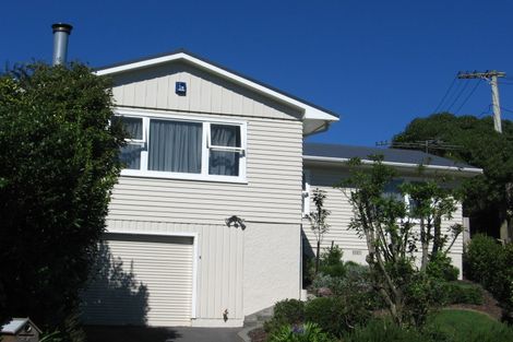 Photo of property in 34 Raumati Terrace, Khandallah, Wellington, 6035