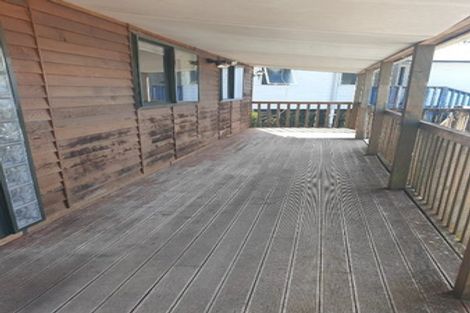 Photo of property in 231 Glengarry Road, Glen Eden, Auckland, 0602