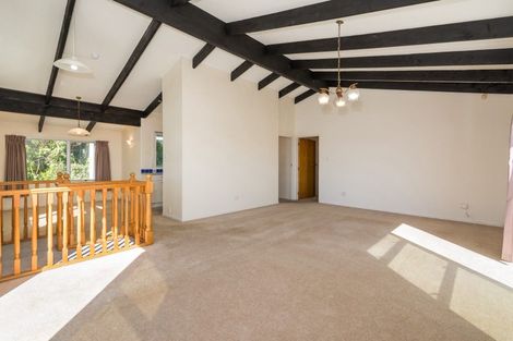 Photo of property in 22 Nor'east Drive, Northcross, Auckland, 0632