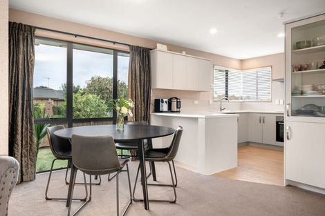 Photo of property in 10 Drumfearn Place, Rototuna, Hamilton, 3210