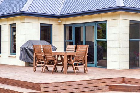 Photo of property in 75 Main North Road, Geraldine, 7930