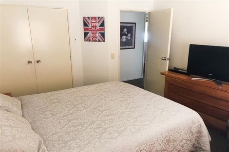 Photo of property in 1/58 Walton Street, Red Beach, 0932