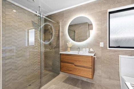 Photo of property in 5 Olearia Lane, Halswell, Christchurch, 8025