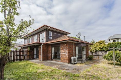 Photo of property in 59a Wairakei Road, Bryndwr, Christchurch, 8052