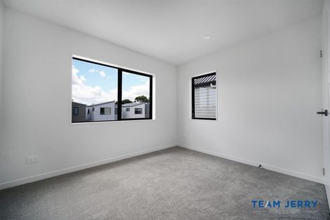 Photo of property in 121b Grove Road, Papakura, 2110