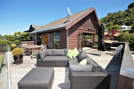 Photo of property in 11 Krissell Place, Acacia Bay, Taupo, 3330