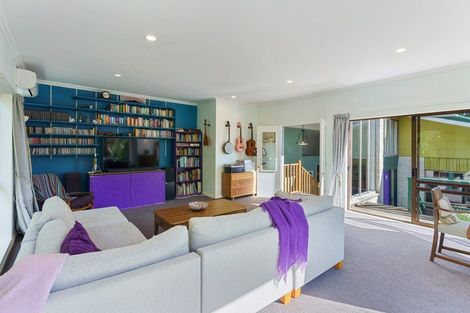 Photo of property in 15 Alexander Street, Waikanae, 5036