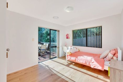 Photo of property in 2/13 Delamare Court, Sunnynook, Auckland, 0632